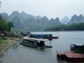 On the Li river (Lijiang) with the sight on wonderful mountains, Li jiang-Guilin cruising river, סין, אסיה