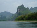 On the Li river (Lijiang) with the sight on wonderful mountains, Li jiang-Guilin cruising river, סין, אסיה
