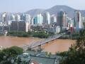 The yellow river ans the Lanshan mountain, Lanzhou, סין, אסיה
