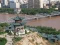 The Yellow River seen from the park of the White Pagoda, Lanzhou, סין, אסיה