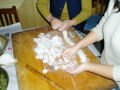 Then small pieces of paste is cut , Chinese ravioli recipe, סין, אסיה
