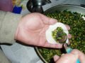 We put the trimming in the round of paste, Chinese ravioli recipe, סין, אסיה